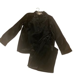 NWOT Morgan Taylor Intimate Black Satin Silk Button Down Pajama Set